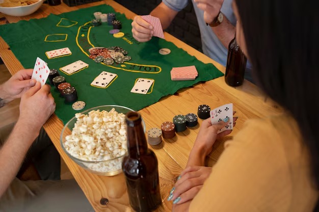 qqvictory link Infinite Blackjack player decision buttons and card interface